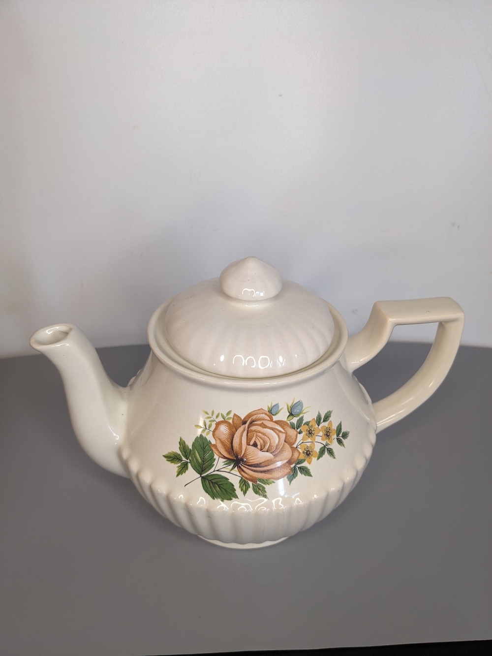 Northland Japan Cream Floral Rose Teapot Ribbed Ceramic Cottagecore Vintage